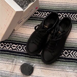 Alexander Mcqueen Men's Oversized Sneaker in Black